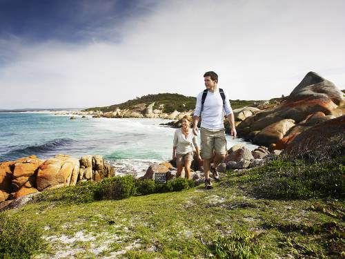 Explore the magnificent Bay Of Fires coastline |  <i>Tourism Tasmania Anson Smart</i>