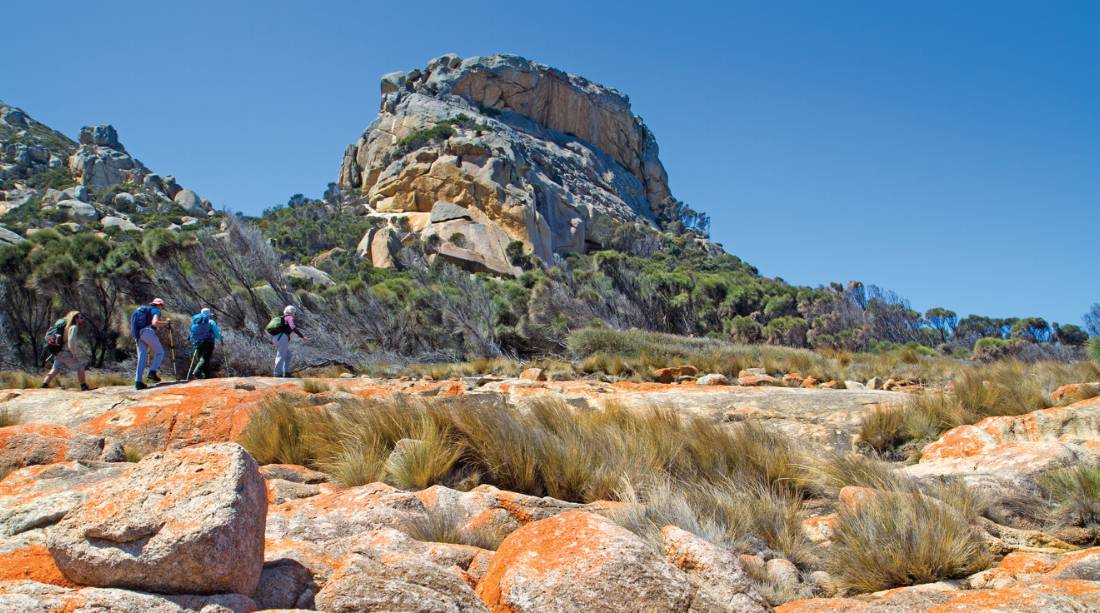 Spectacular coastal walking on Flinders Island |  <i>Andrew Bain</i>