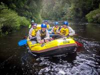 Group of rafters on the Franklin River |  <i>Glenn Walker</i>