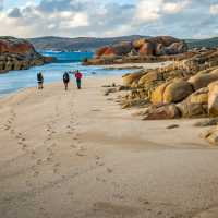 Hiking the stunning Flinders Island coastline | Lachlan Gardiner