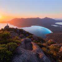 Vibrant sunrise at Wineglass Bay | Daniel Tran