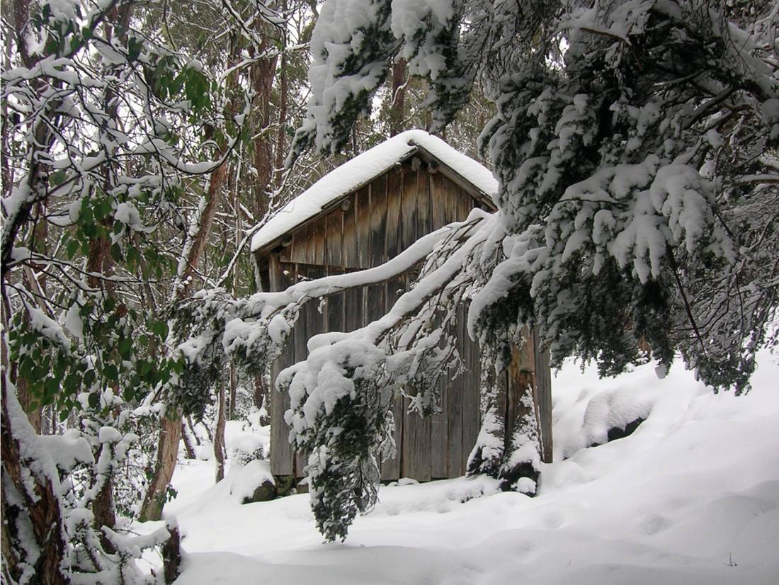 Trappers Hut covered in snow, Overland Track Tasmania |  <i>Nick Scharm</i>