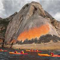 Kayaking in Wineglass Bay, Tasmania | David Sinclair