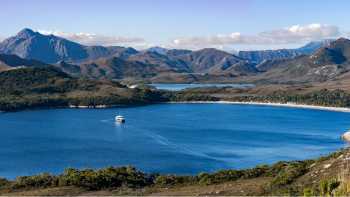 Expedition Vessel Odalisque in Spain Bay, Port Davey